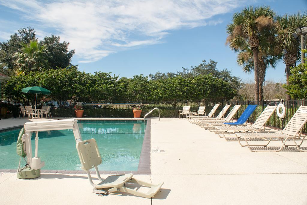 Hawthorn Suites By Wyndham Jacksonville Exterior foto
